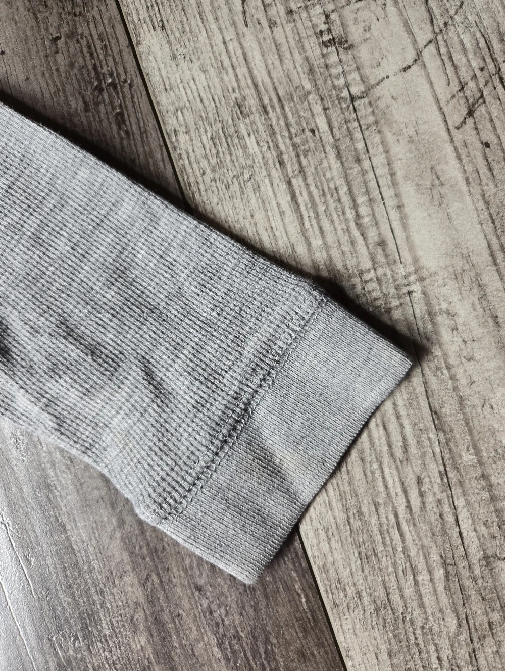 Baby Gap Gray Waffle Knit Long Sleeve Thermal Tee T-Shirt Size 4T Toddler Boy